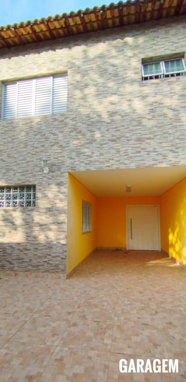 Sobrado, 3 quartos, 277 m² - Foto 1