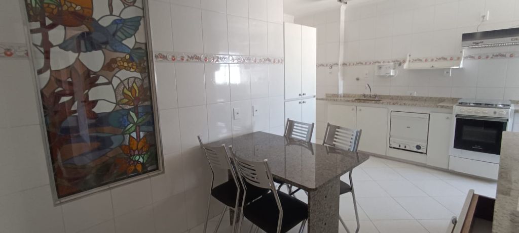 Cobertura, 3 quartos, 204 m² - Foto 2