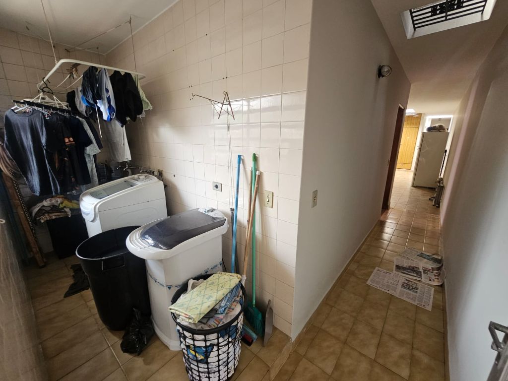Casa, 4 quartos, 285 m² - Foto 22