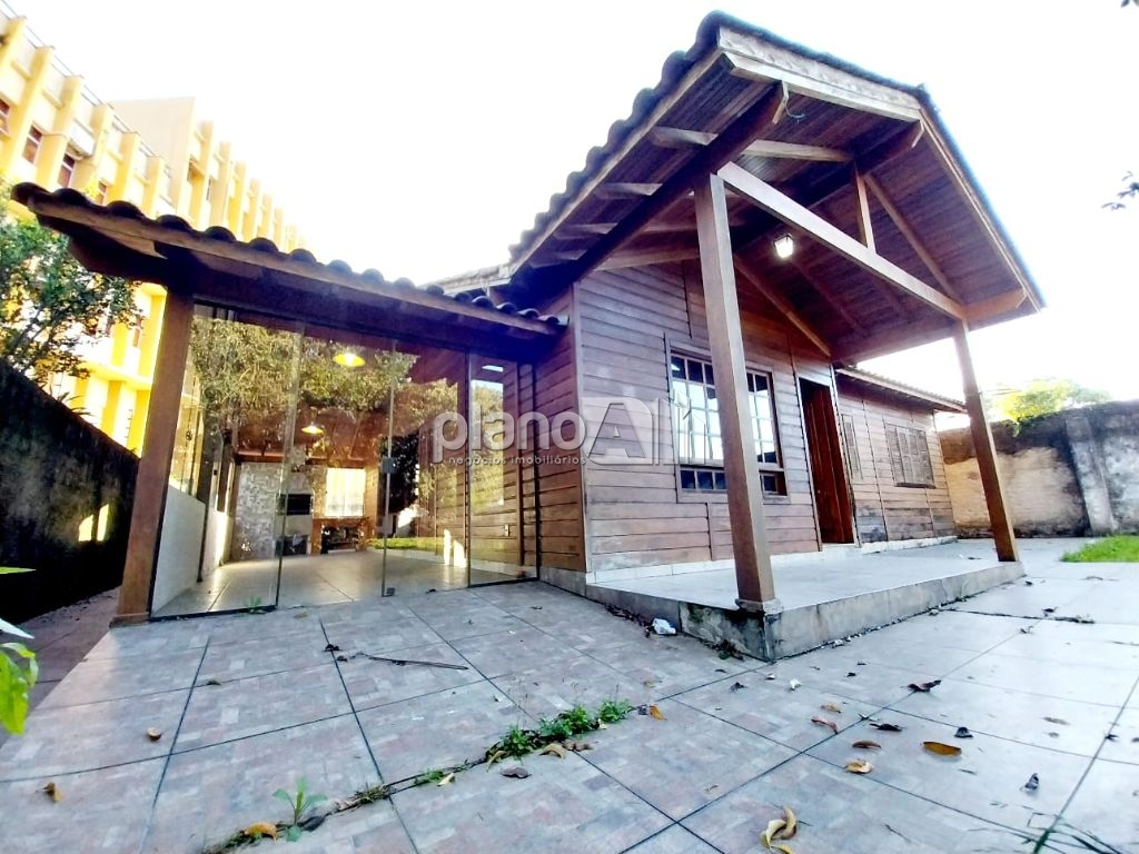 Venda de Casas / Padrão na cidade de Gravataí
