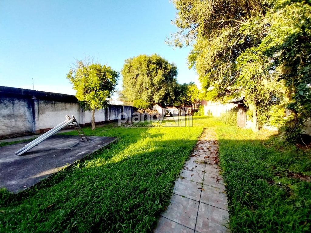 Venda de Casas / Padrão na cidade de Gravataí