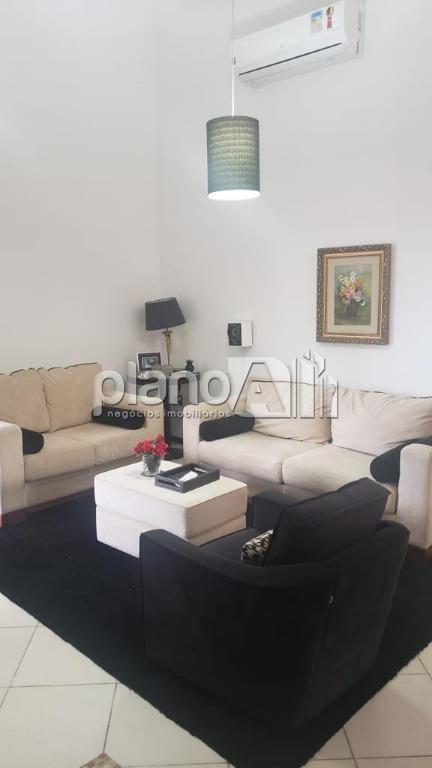 Venda de Casas / Padrão na cidade de Gravataí