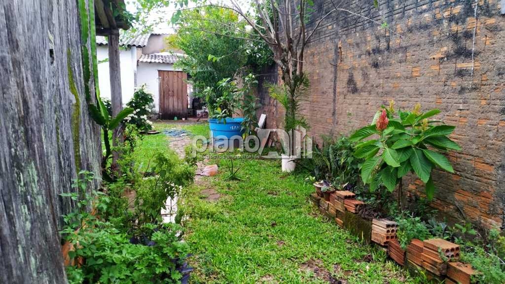 Venda de Terreno / Padrão na cidade de Gravataí