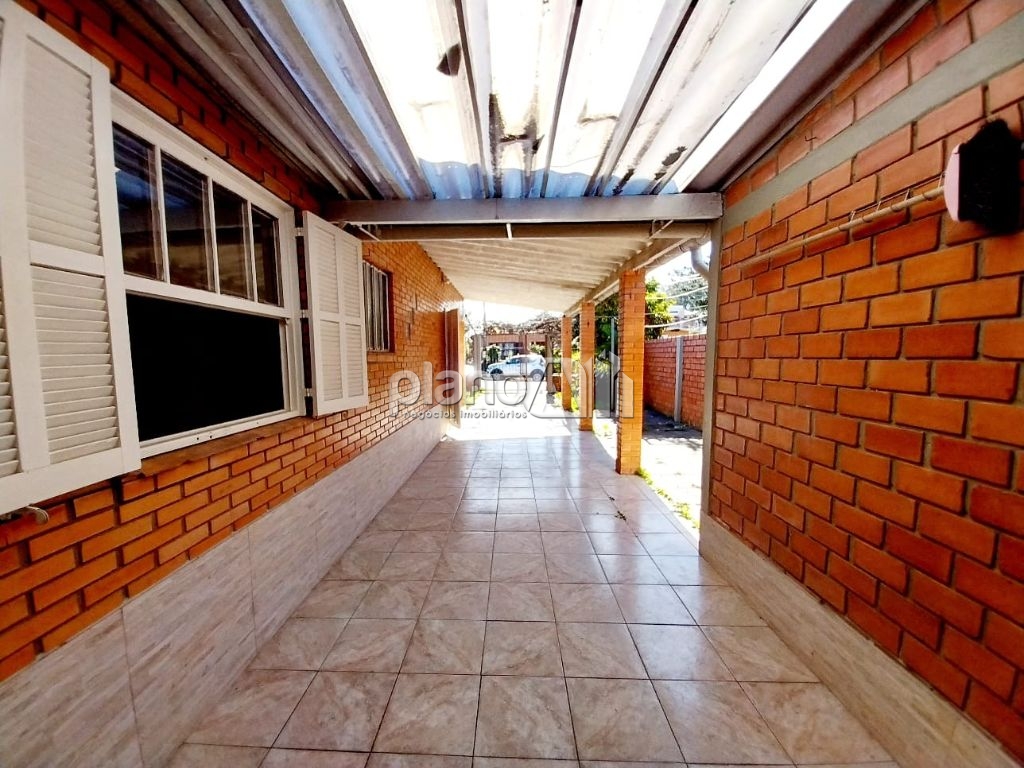 Venda de Casas / Comercial na cidade de Gravataí