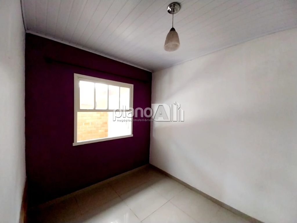 Venda de Casas / Comercial na cidade de Gravataí