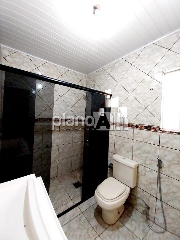 Venda de Casas / Comercial na cidade de Gravataí