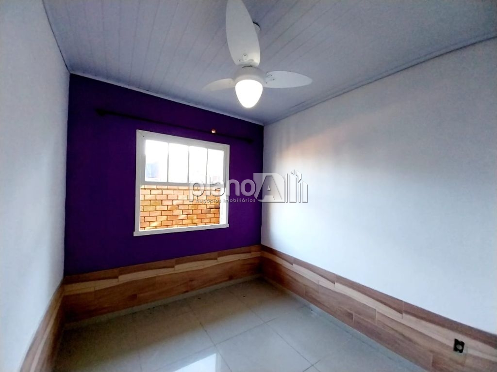 Venda de Casas / Comercial na cidade de Gravataí