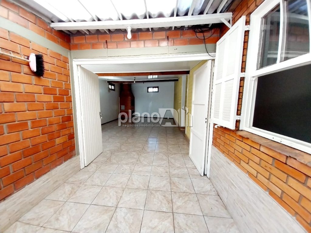 Venda de Casas / Comercial na cidade de Gravataí