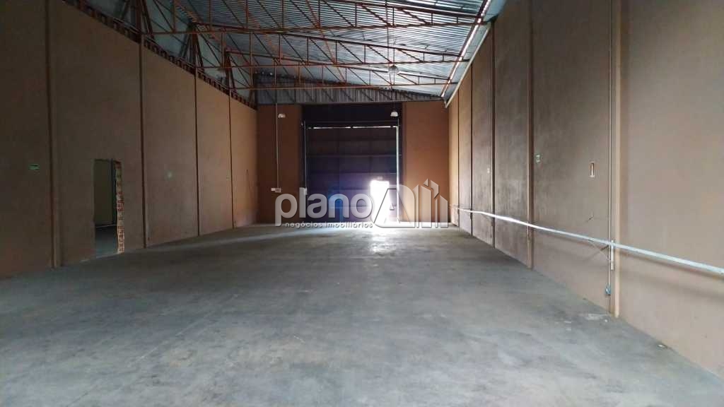 Pavilhão com 400m² para alugar na Costa do Ipiranga em Gravataí
