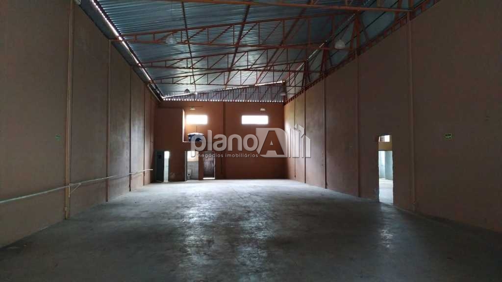 Pavilhão com 400m² para alugar na Costa do Ipiranga em Gravataí
