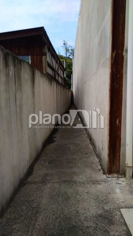 Pavilhão com 400m² para alugar na Costa do Ipiranga em Gravataí