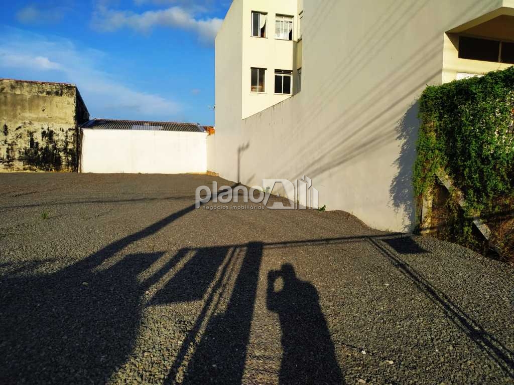 Venda de Terreno / Padrão na cidade de Gravataí