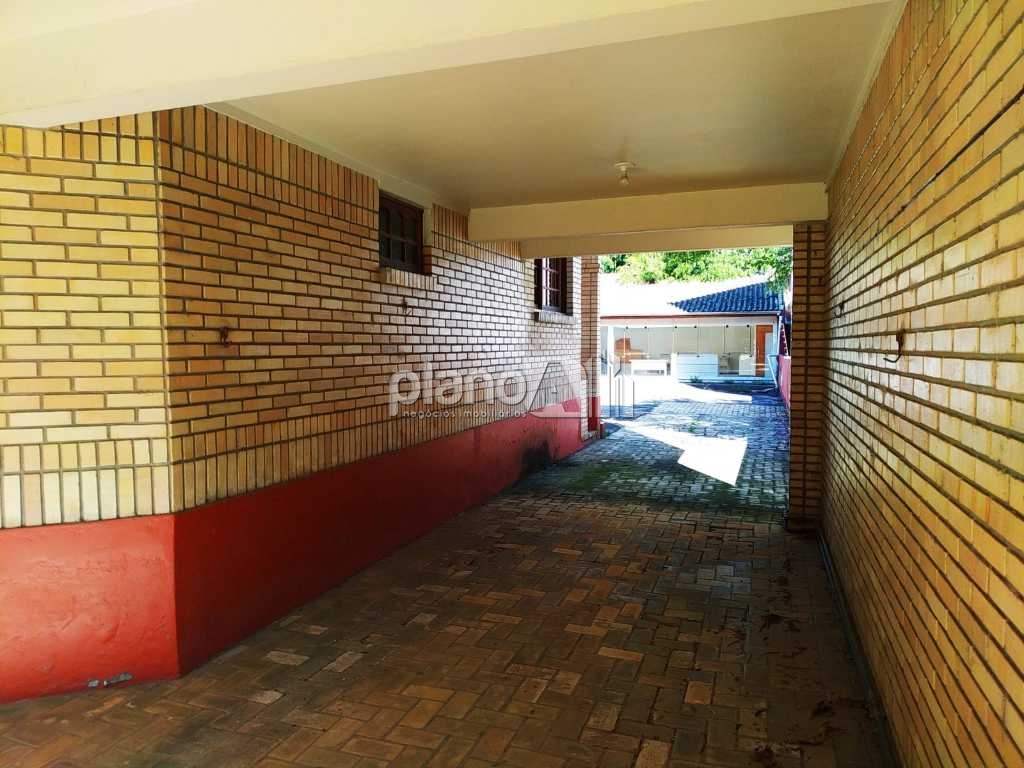 Venda de Casas / Comercial na cidade de Gravataí