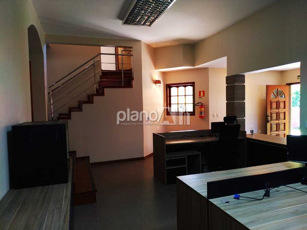 Venda de Casas / Comercial na cidade de Gravataí