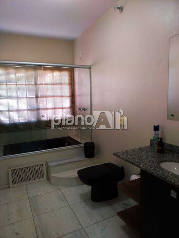 Venda de Casas / Comercial na cidade de Gravataí