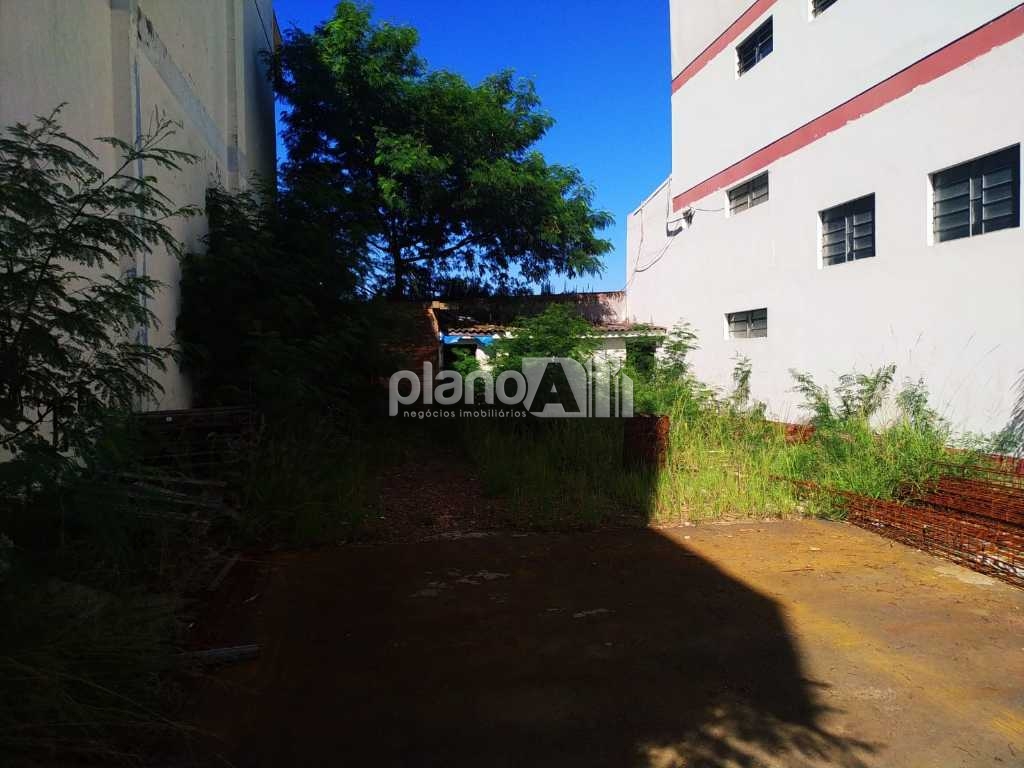 Venda de Terreno / Padrão na cidade de Gravataí