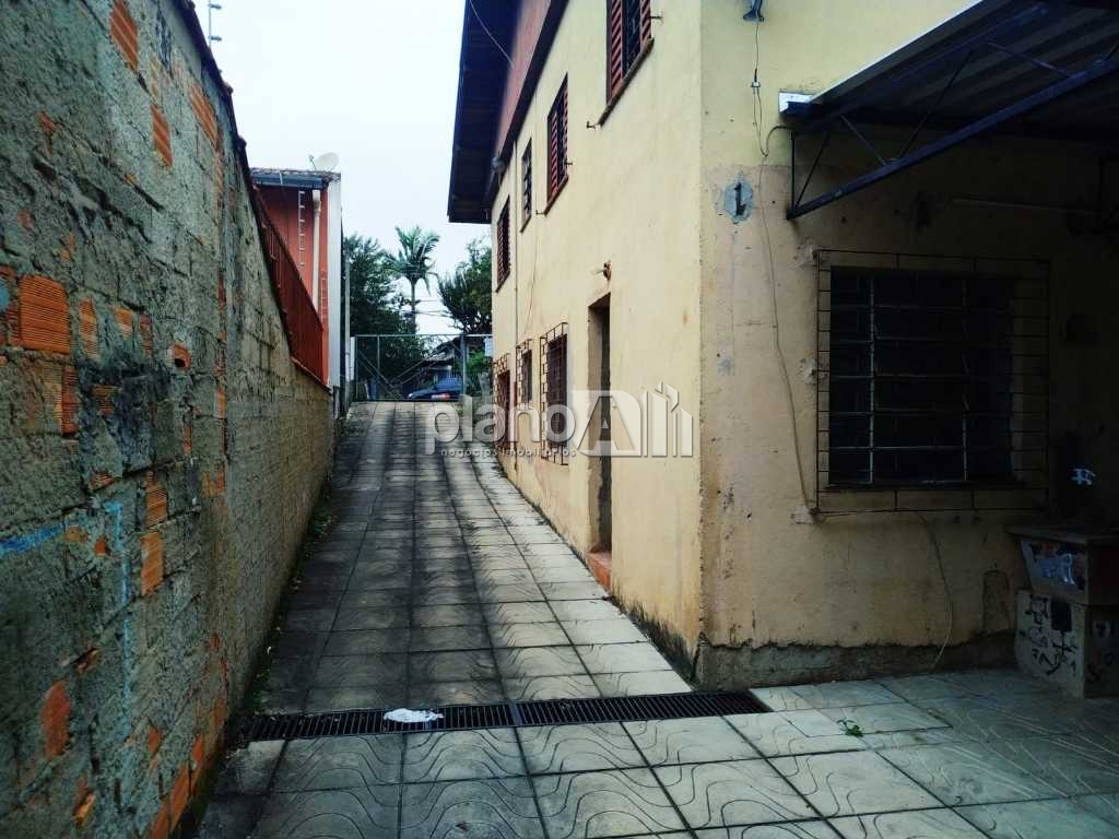 Venda de Casas / Comercial na cidade de Gravataí