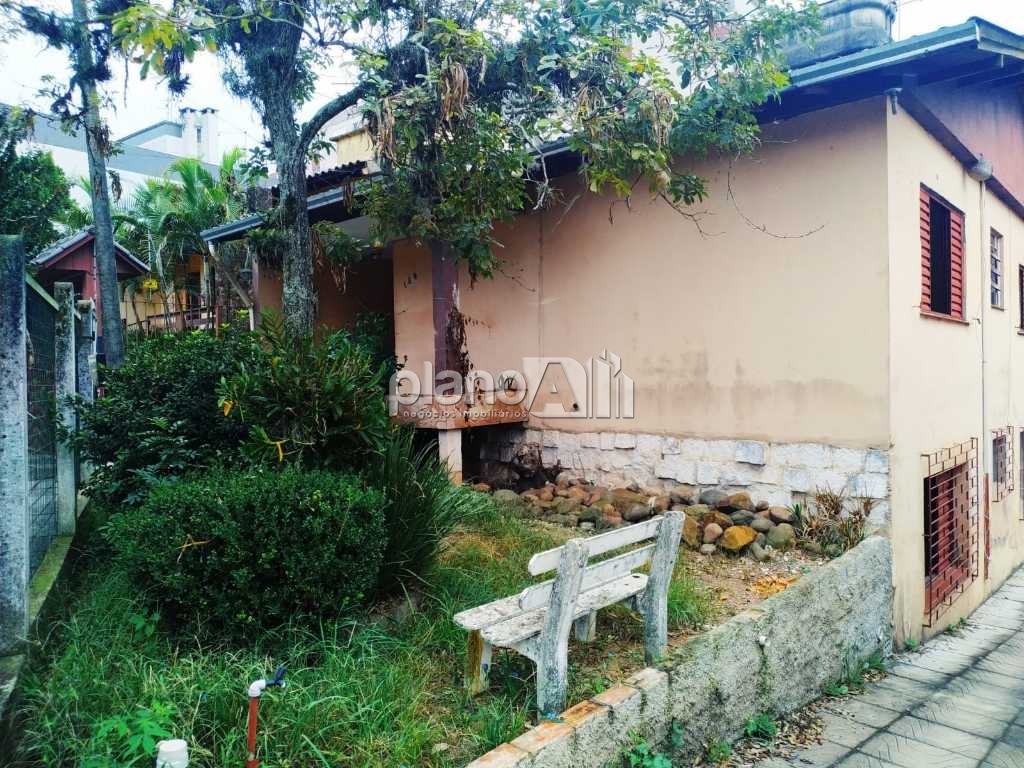 Venda de Casas / Comercial na cidade de Gravataí