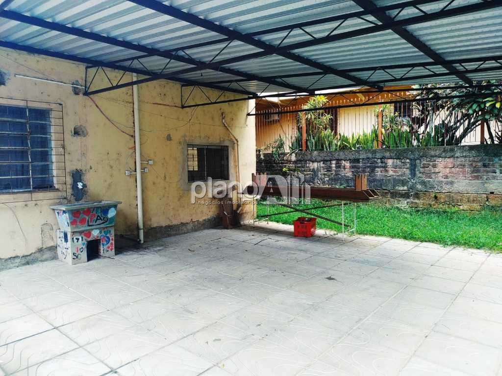 Venda de Casas / Comercial na cidade de Gravataí