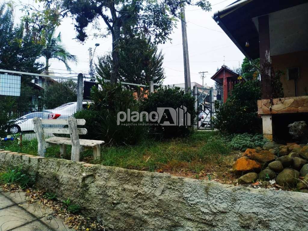 Venda de Casas / Comercial na cidade de Gravataí