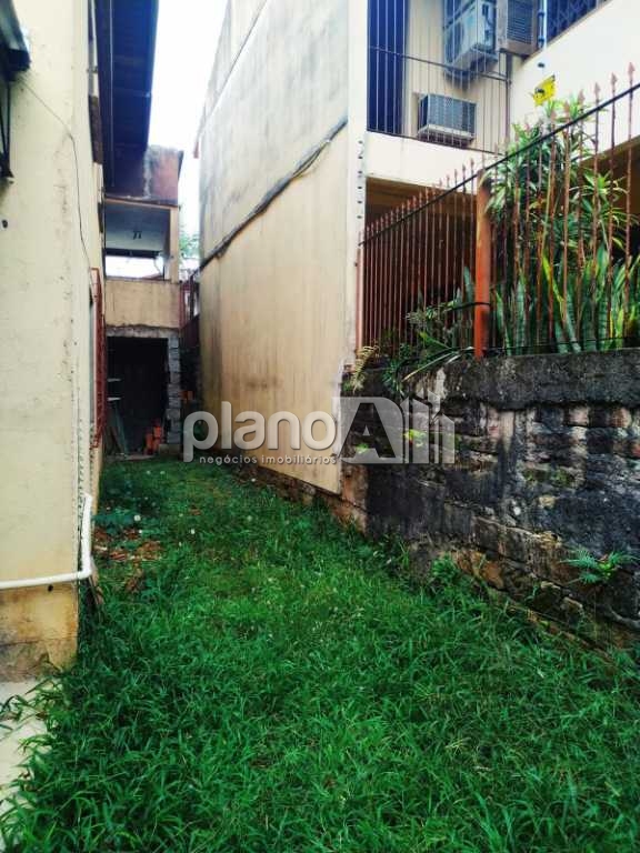 Venda de Casas / Comercial na cidade de Gravataí