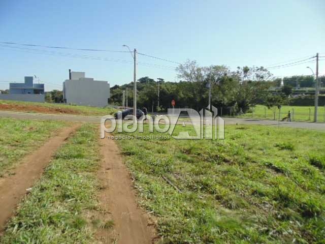 Venda de terreno / padrão na cidade de gravataí