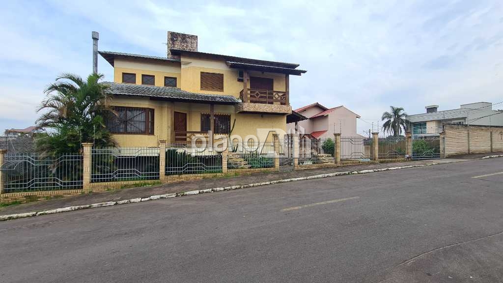 Venda de Casas / Padrão na cidade de Gravataí