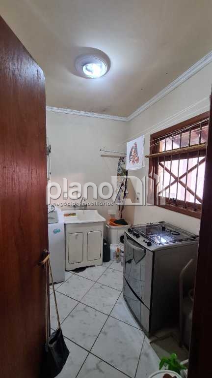 Venda de Casas / Padrão na cidade de Gravataí