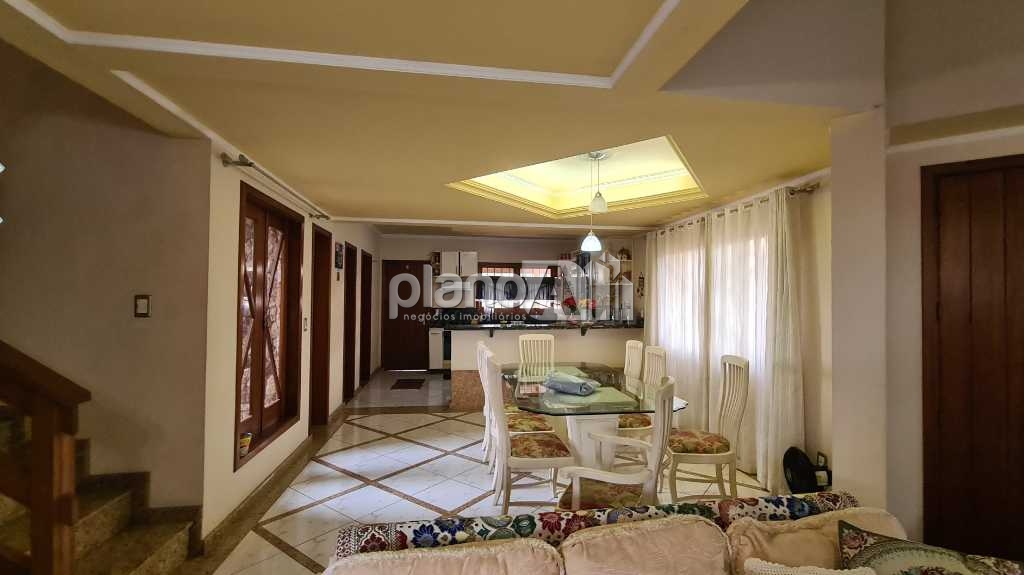 Venda de Casas / Padrão na cidade de Gravataí