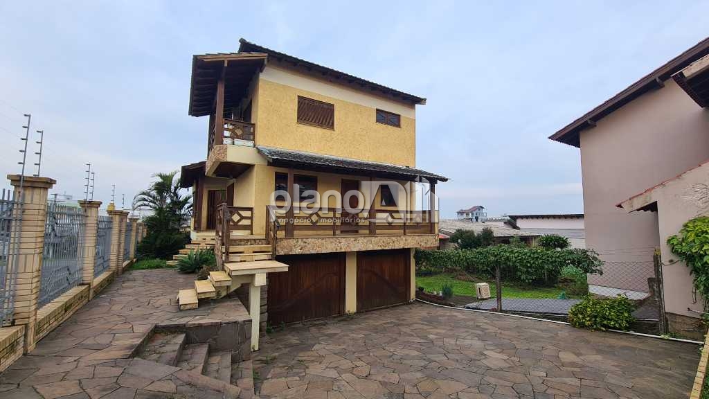 Venda de Casas / Padrão na cidade de Gravataí