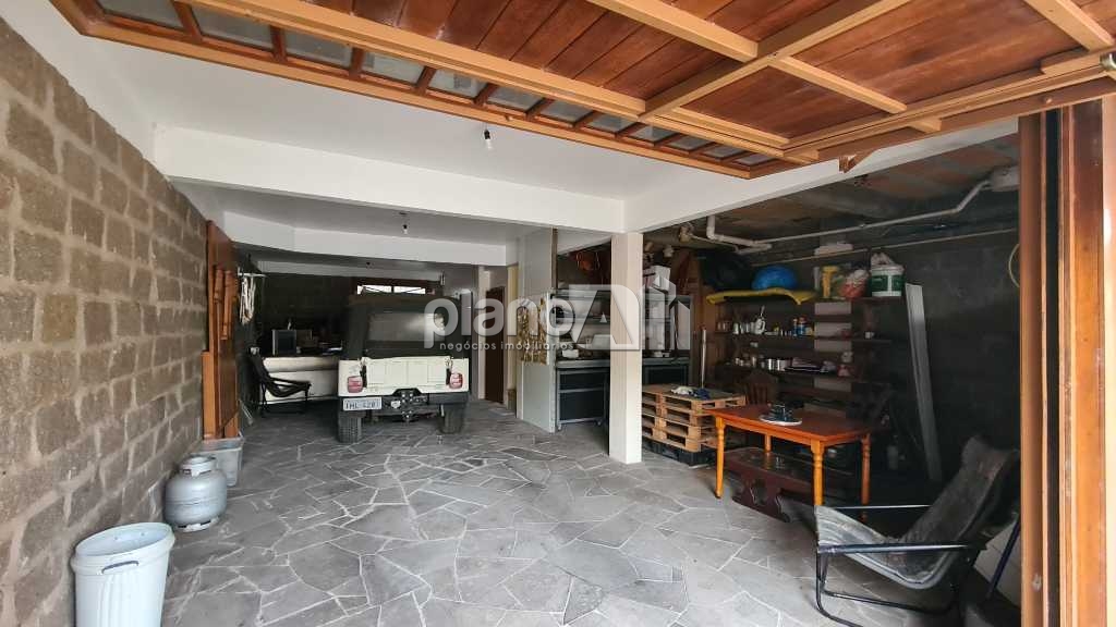 Venda de Casas / Padrão na cidade de Gravataí