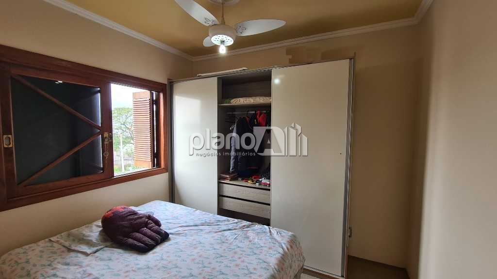 Venda de Casas / Padrão na cidade de Gravataí