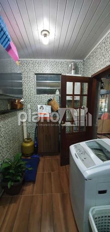 Venda de Casas / Padrão na cidade de Gravataí