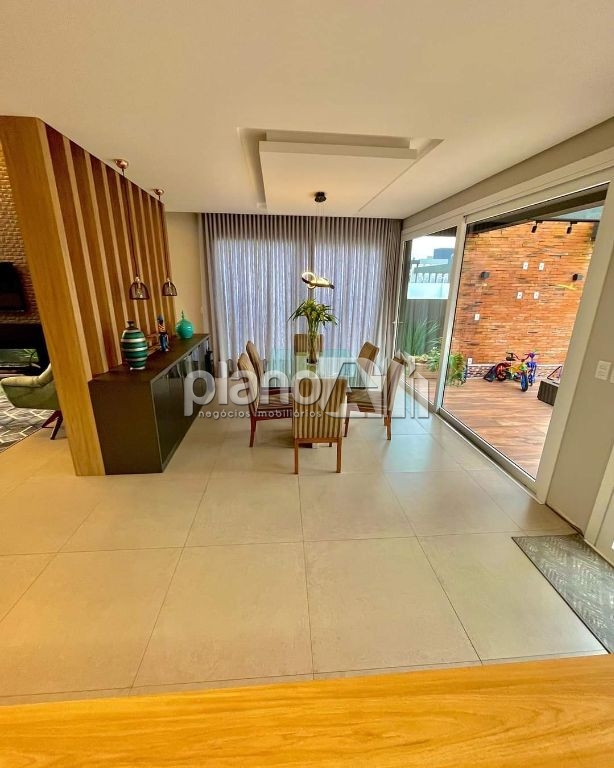 Venda de casas / padrão na cidade de cachoeirinha