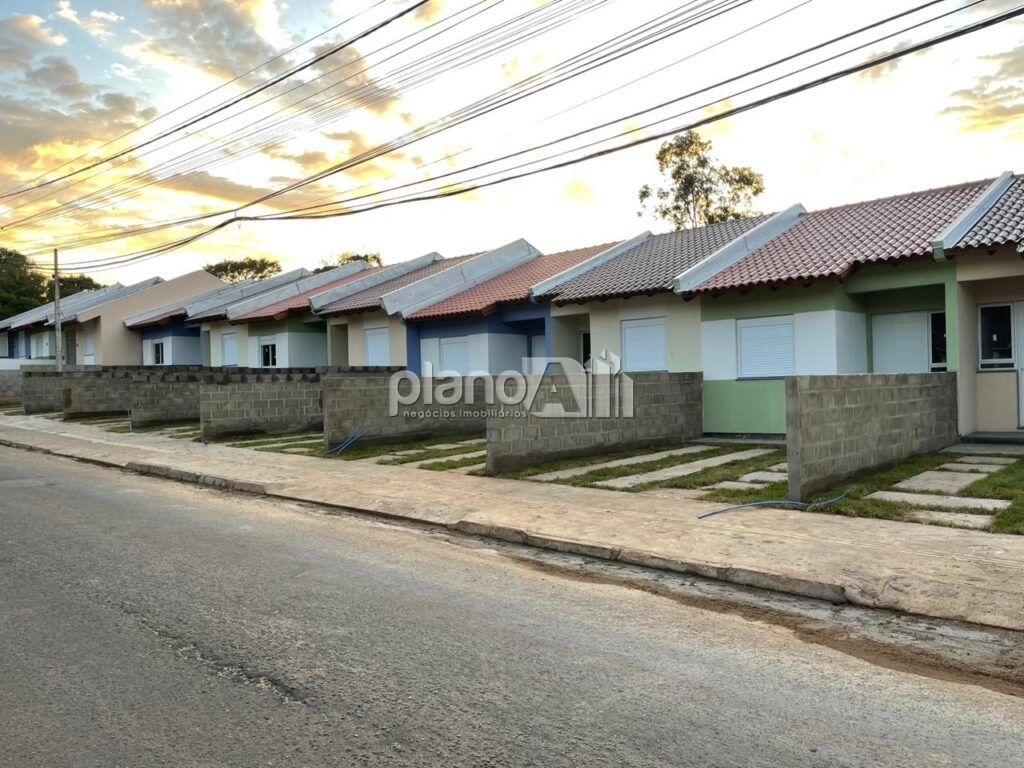Venda de Casas / Padrão na cidade de Gravataí