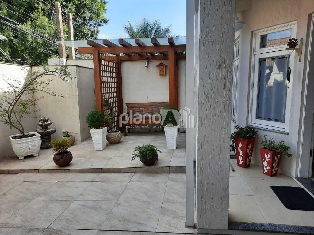 Venda de Casas / Padrão na cidade de Gravataí