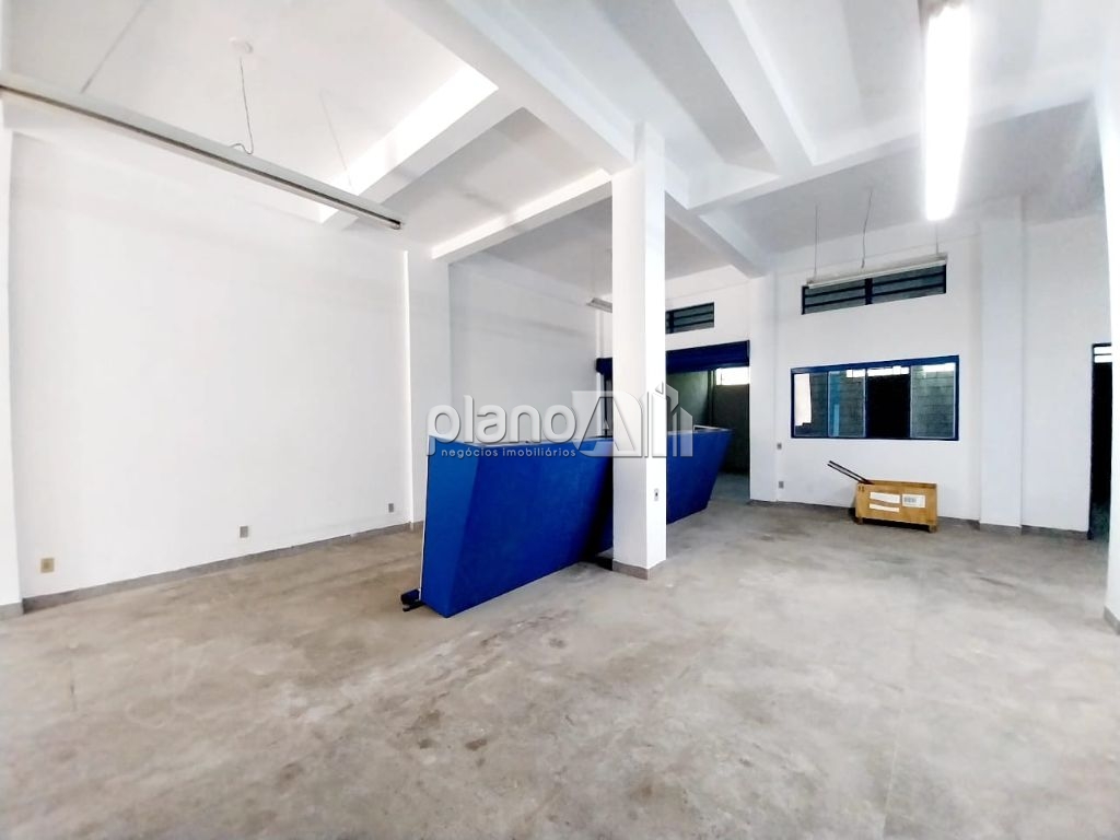 Locação de comercial / galpão na cidade de gravataí