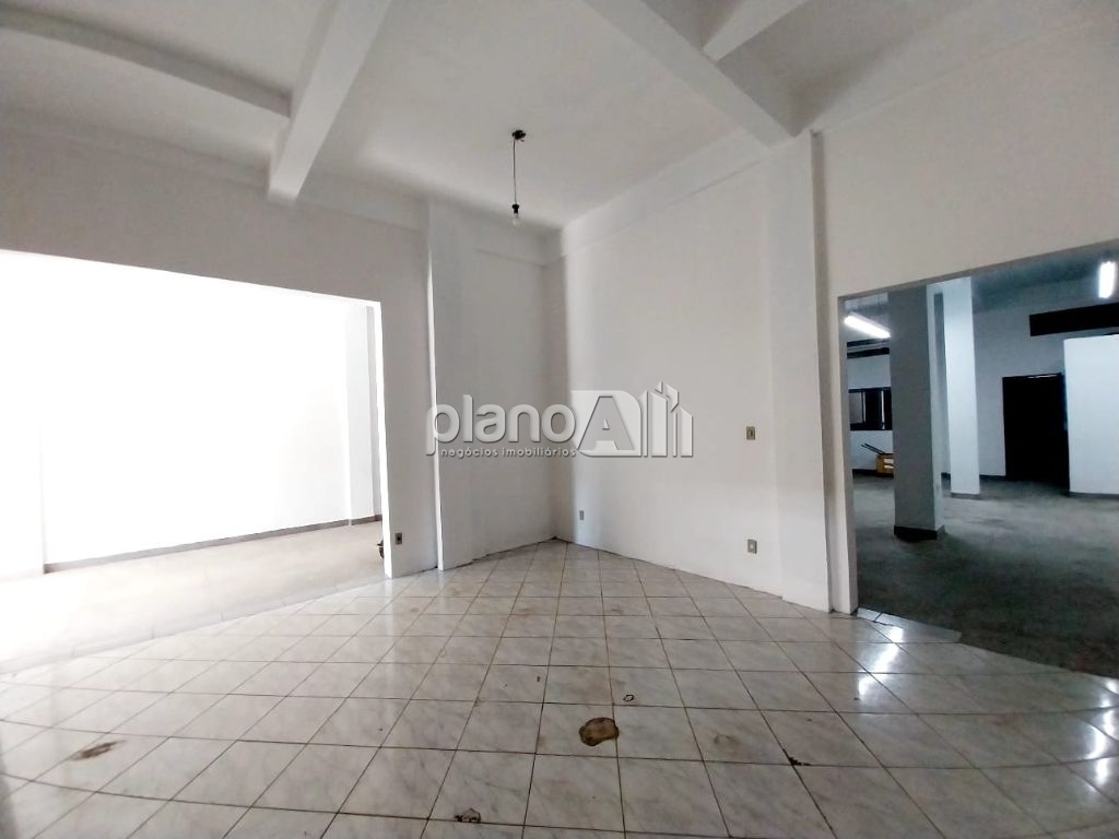 Locação de comercial / galpão na cidade de gravataí