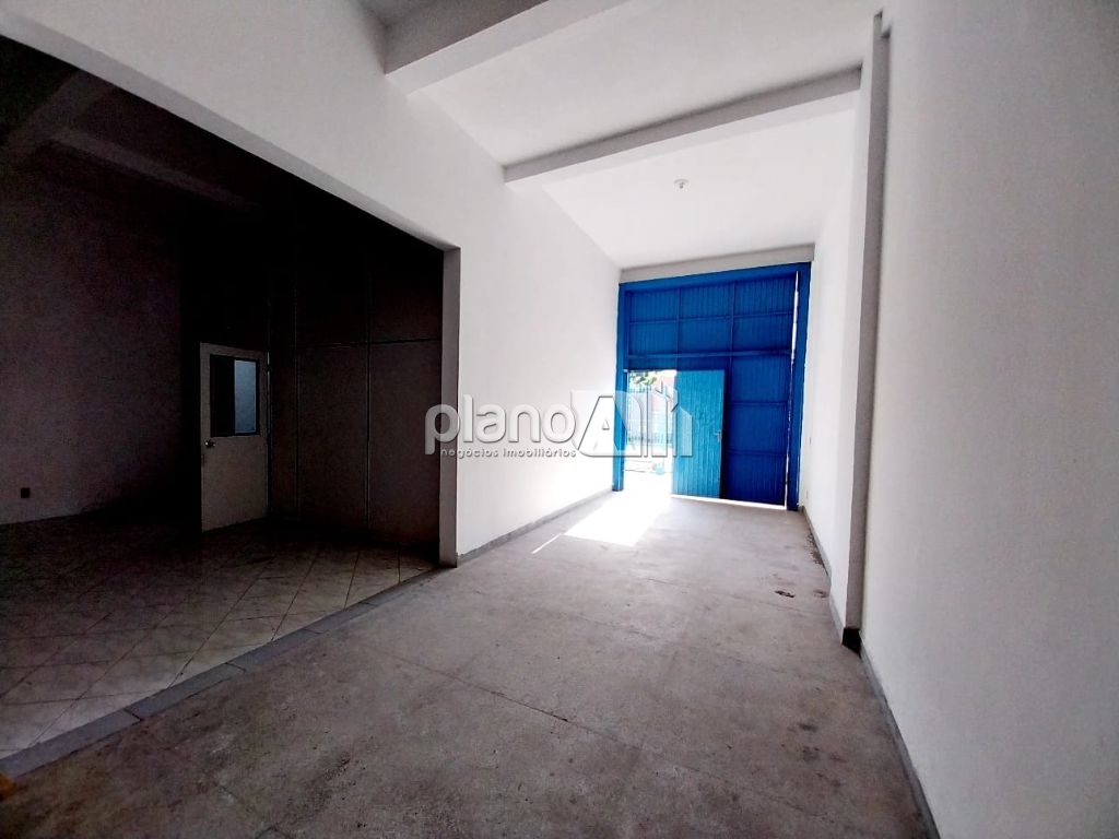 Locação de Comercial / Galpão na cidade de Gravataí