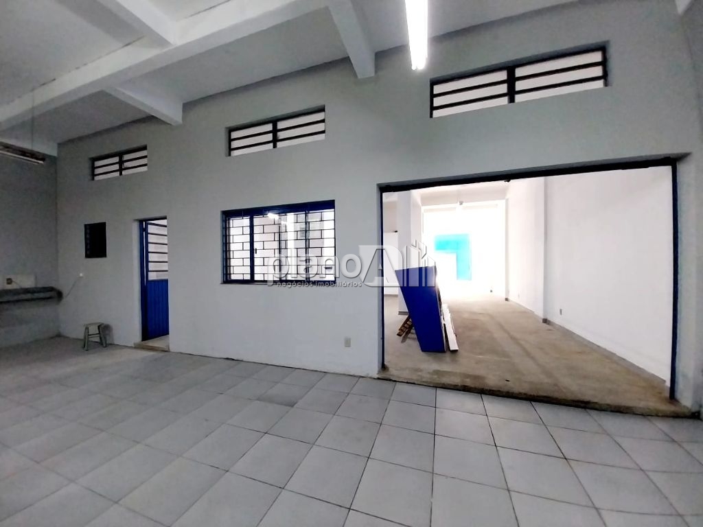 Locação de Comercial / Galpão na cidade de Gravataí