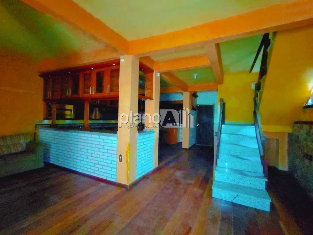 Venda de Casas / Padrão na cidade de Gravataí