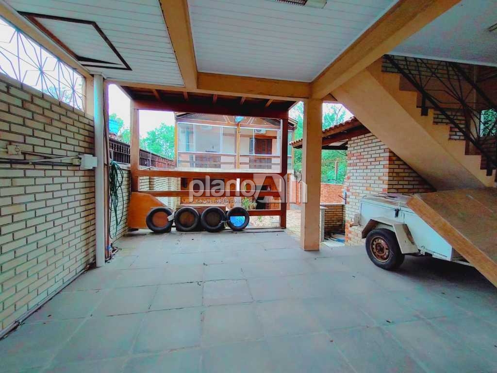 Venda de Casas / Padrão na cidade de Gravataí