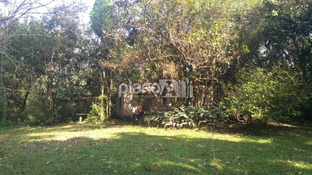 Terreno amplo à venda em Gravataí, no bairro Corcunda.