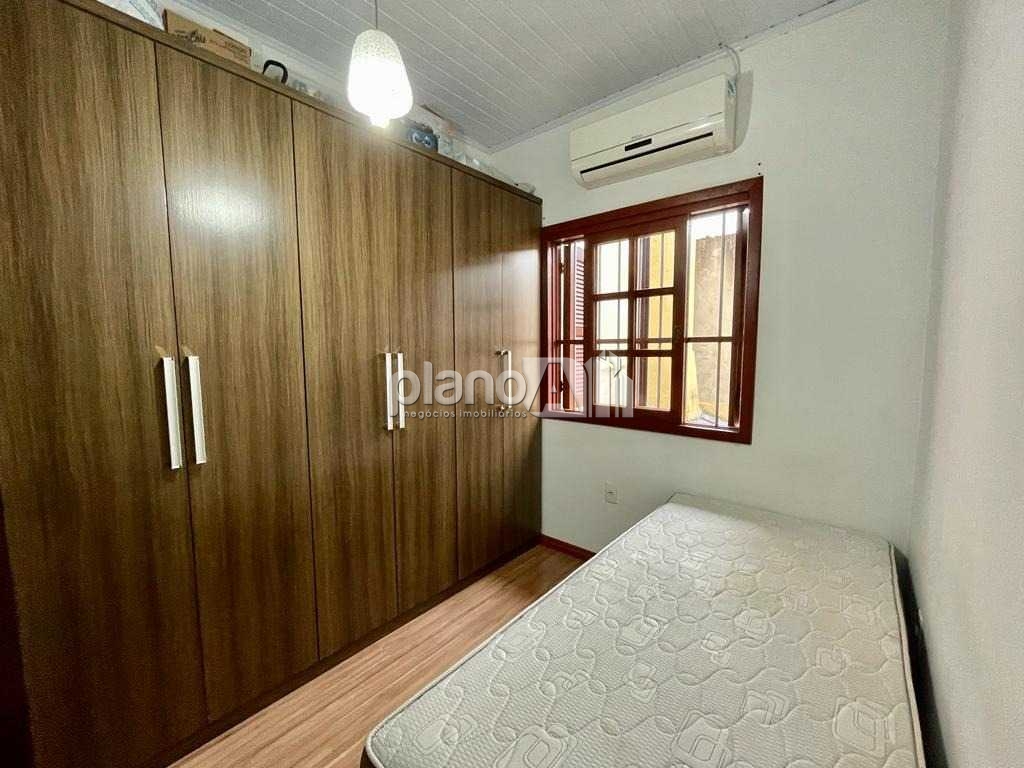 Venda de Casas / Padrão na cidade de Gravataí