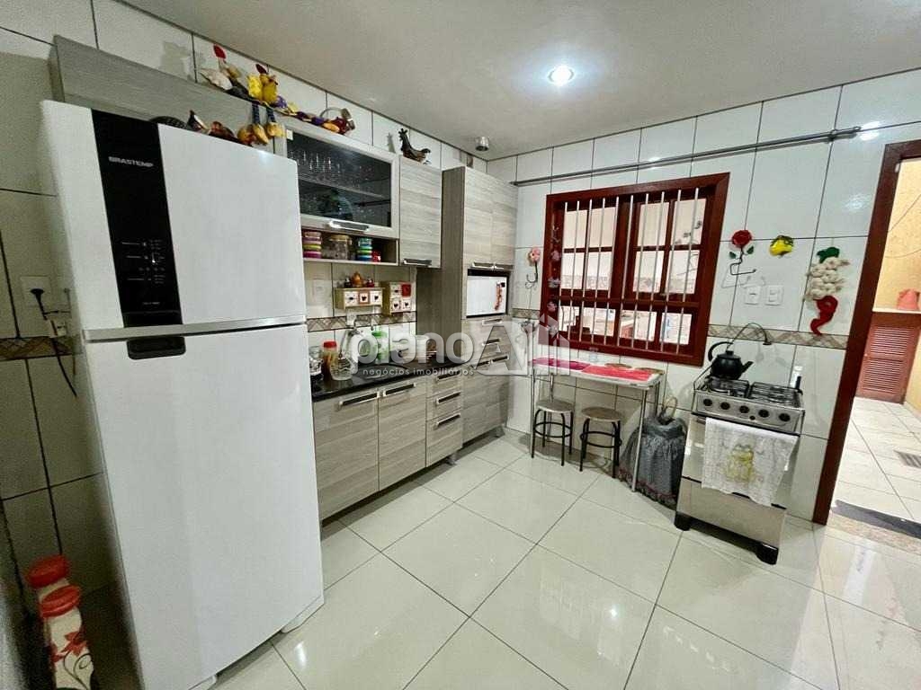 Venda de Casas / Padrão na cidade de Gravataí