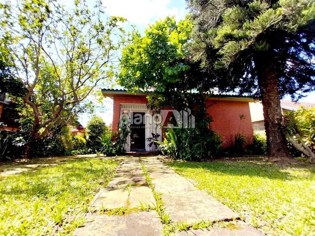 Locação de Casas / Padrão na cidade de Gravataí