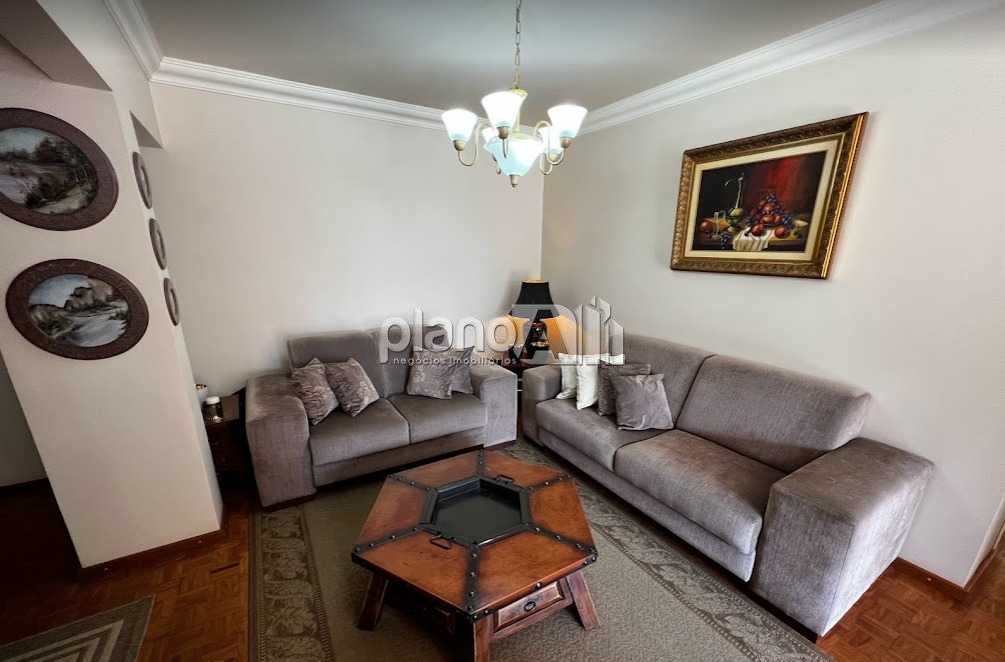 Venda de Apartamentos / Padrão na cidade de Porto Alegre