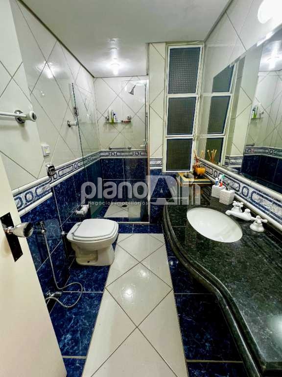 Venda de Apartamentos / Padrão na cidade de Porto Alegre