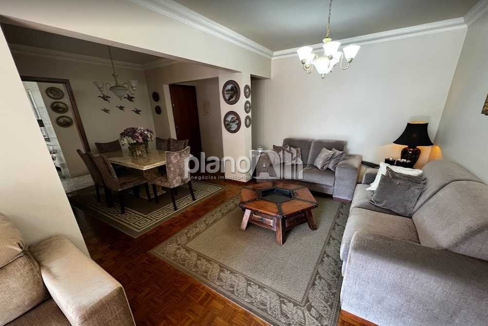 Venda de Apartamentos / Padrão na cidade de Porto Alegre