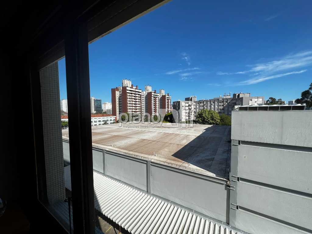 Venda de Apartamentos / Padrão na cidade de Porto Alegre